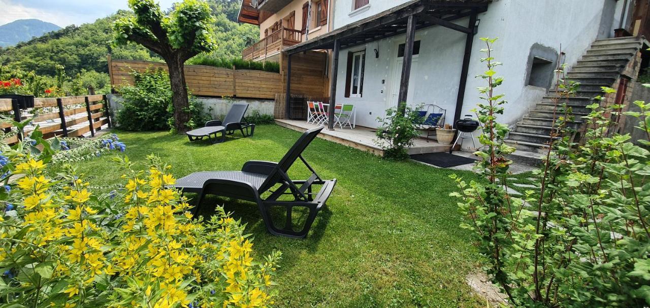 Gite Du Cafe Truchet Saint-Pancrace  エクステリア 写真