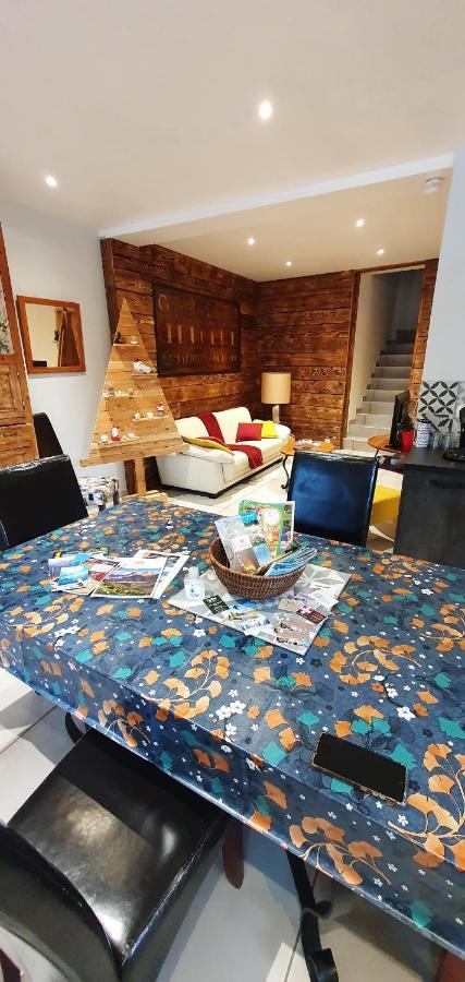 Gite Du Cafe Truchet Saint-Pancrace  エクステリア 写真